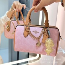 ޢ�Ҳ�ʿ�D�޶���ɫrowan�������^�������ϻ�����μ�б��Ů��