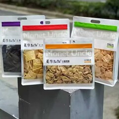 莫奈叔叔土豆条猫耳朵虾片苦荞片五黑番茄蜂蜜黑椒即食空心马铃薯