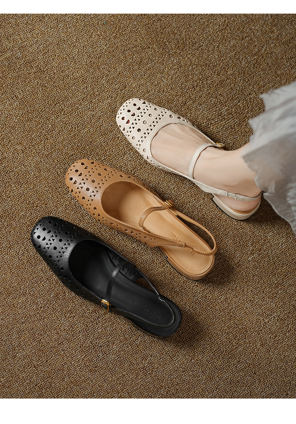 Sandal nữ hở mũi gót thấp quai ngang đế bệt — đen chi tiết 1