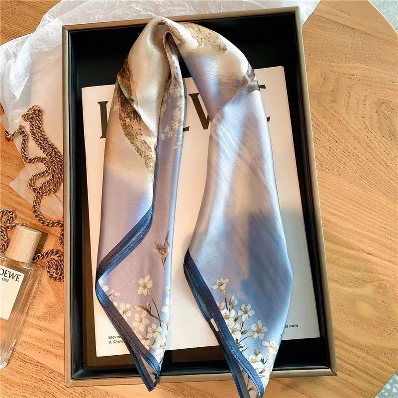 Nuevo 70 pequeño bufandas cuadradas bufandas de seda retrógrado estereoscópicas letras impresión primavera y otoño coinciden con camisas azafatas de vuelo ropa profesional al por mayor