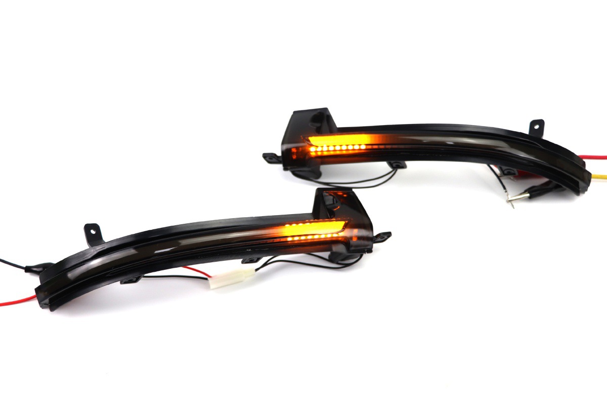 LED Dynamic Turn Signal Light for Volkswagen Touareg II MK2 7P 2010-2018