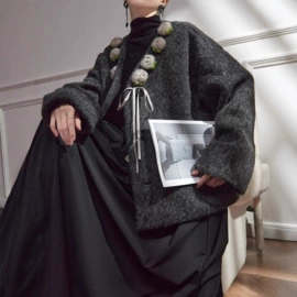 女装加工;女式毛呢外套;连衣裙