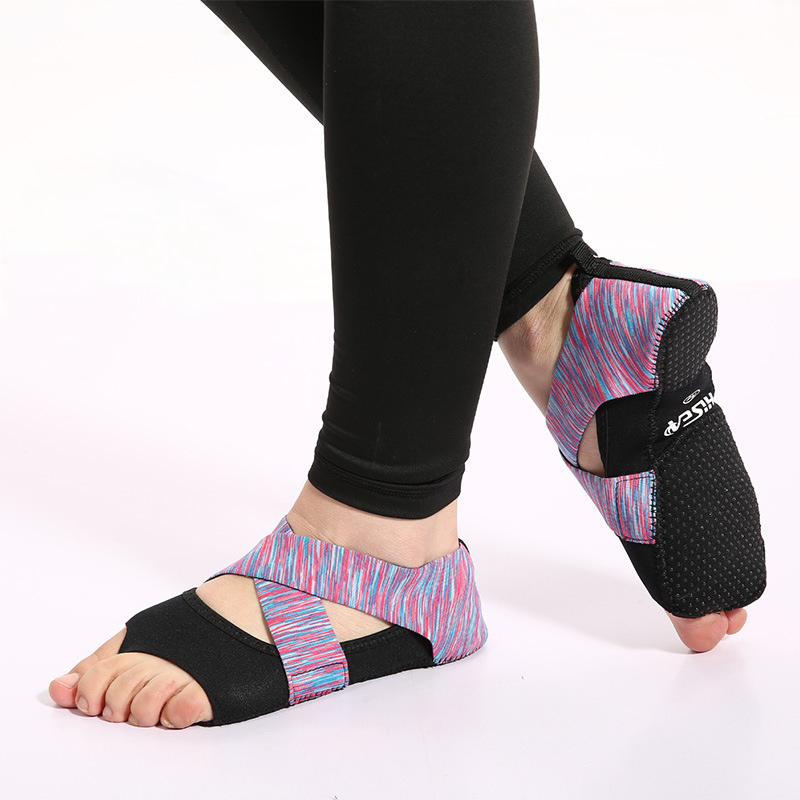 Fábrica al por mayor con cordones de yoga aérea Calcetines antideslizantes de cinco dedos para adultos dedo abierto zapatos de yoga para adultos zapatos de baile image 9