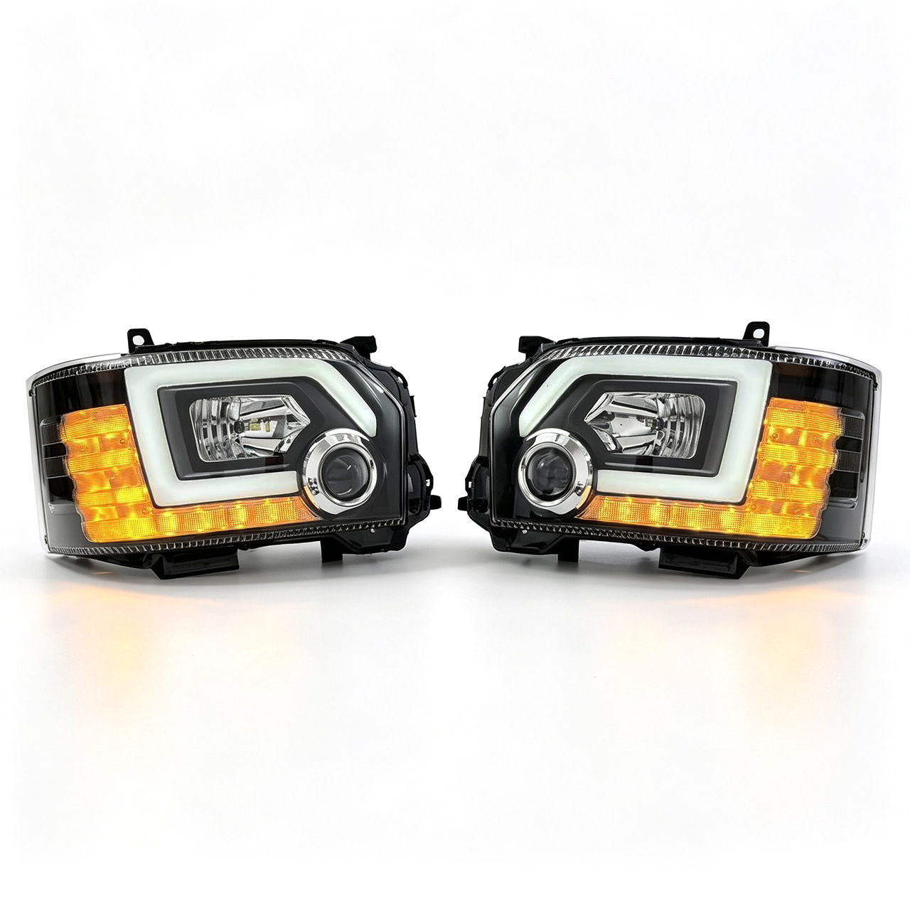 Suitable for 14-18 Toyota Hiace front headlight modification with LED daytime running lights and turn signals