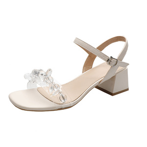 2021年新款透明一字带凉鞋女中跟粗跟仙女风时尚方头夏季高跟鞋女