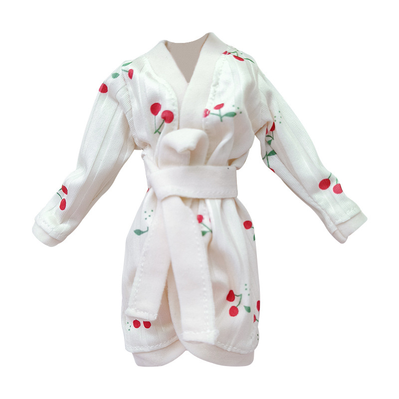 작은 체리 잠옷