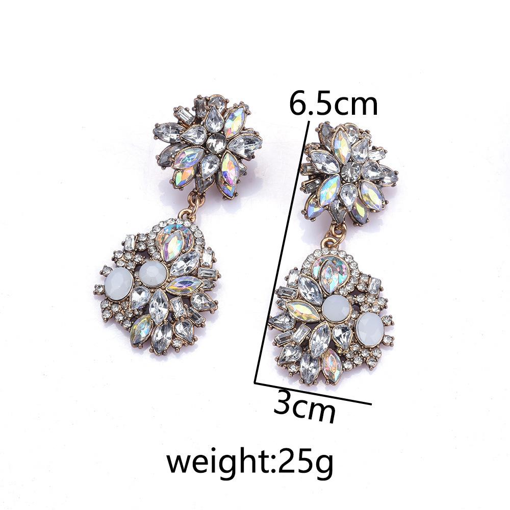 Elegant Glam Luxurious Geometric Alloy Plating Inlay Rhinestones Women's Earrings display picture 1