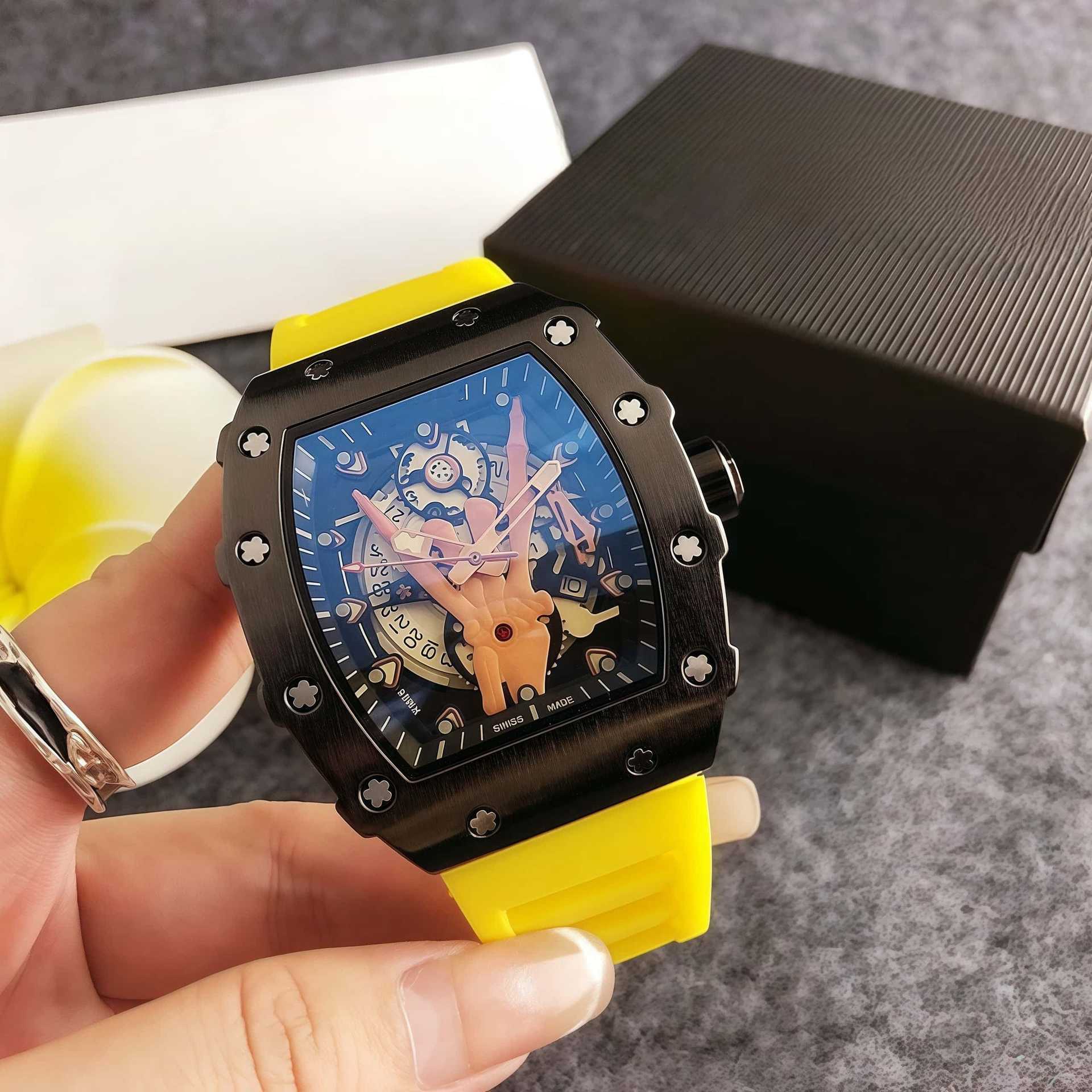 Rock Band Hand-Decorated Watch with Hollow Design, Fashionable Men's Watch, European Style Trendy Classic Retro Barrel-Shaped Watch