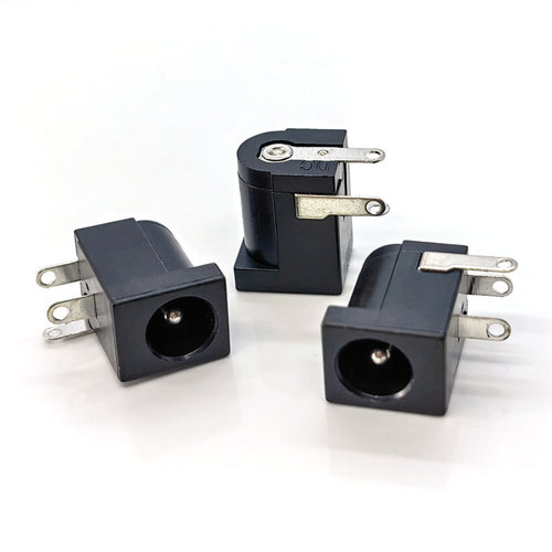 DC socket DC-005 horizontal 5.5*2.1mm pin 2.0/2.5 female receptacle three-prong power strip DC-005 power outlet