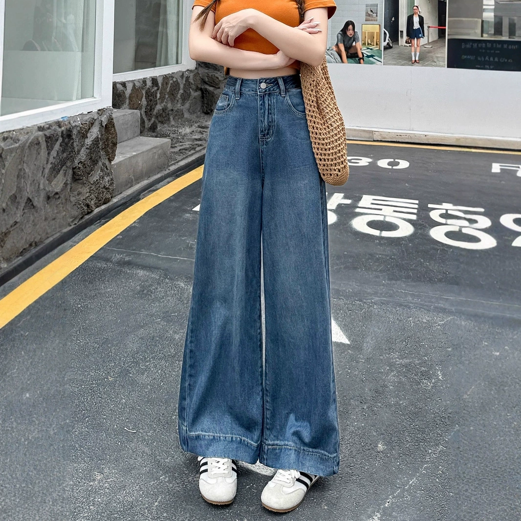 Женские джинсы Petite Tencel, летний тонкий стиль, новинка 2025 года, прямые свободные широкие брюки из ледяного шелка с высокой талией и драпировкой.