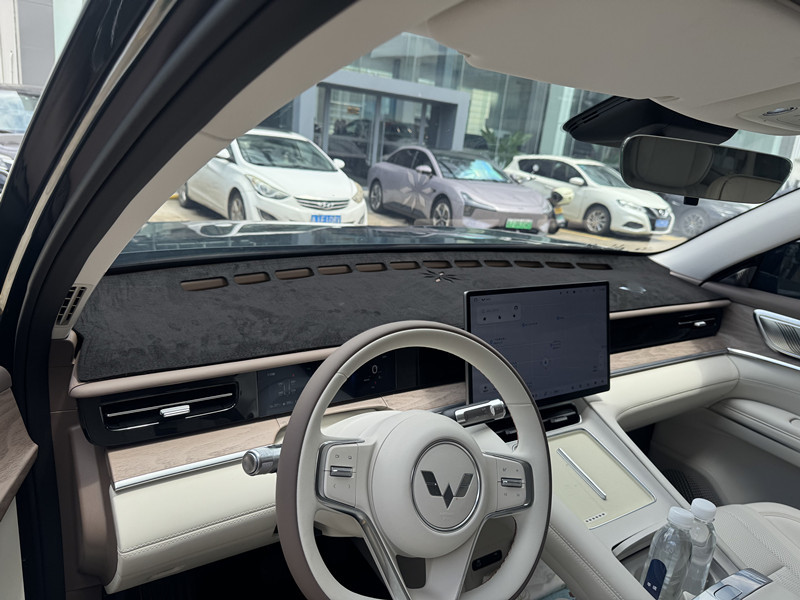 Wuling Starlight L central control instrument panel sunshade, heat-insulating suede anti-glare mat, decorative modification accessories wholesale