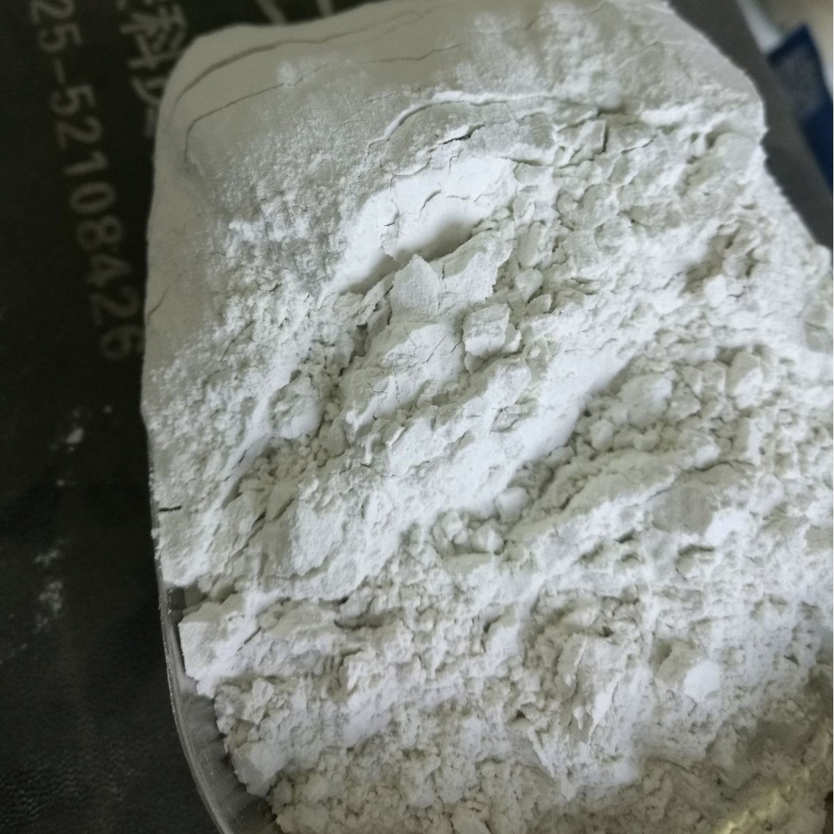 有机膨润土（皂石型）纳基钙基 膨润土 工程钻井打桩用膨润土厂家