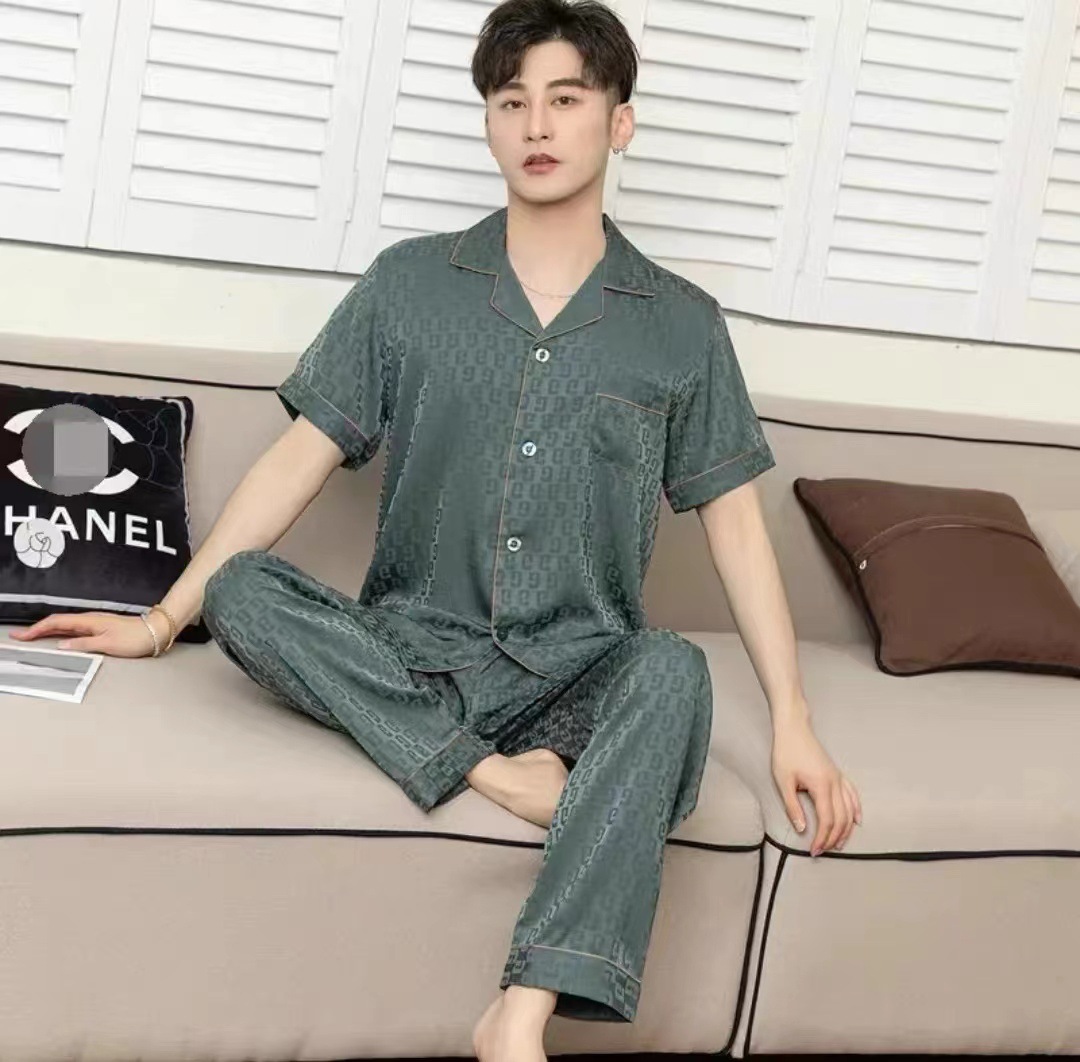 짙은 녹색 - 반팔 + 바지