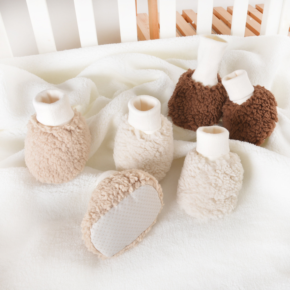 秋冬新款加厚加绒婴儿鞋袜婴儿步前鞋防滑软底宝宝保暖鞋高筒a类