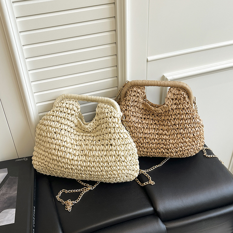 Fashionable solid color straw handheld beach one-shoulder bag