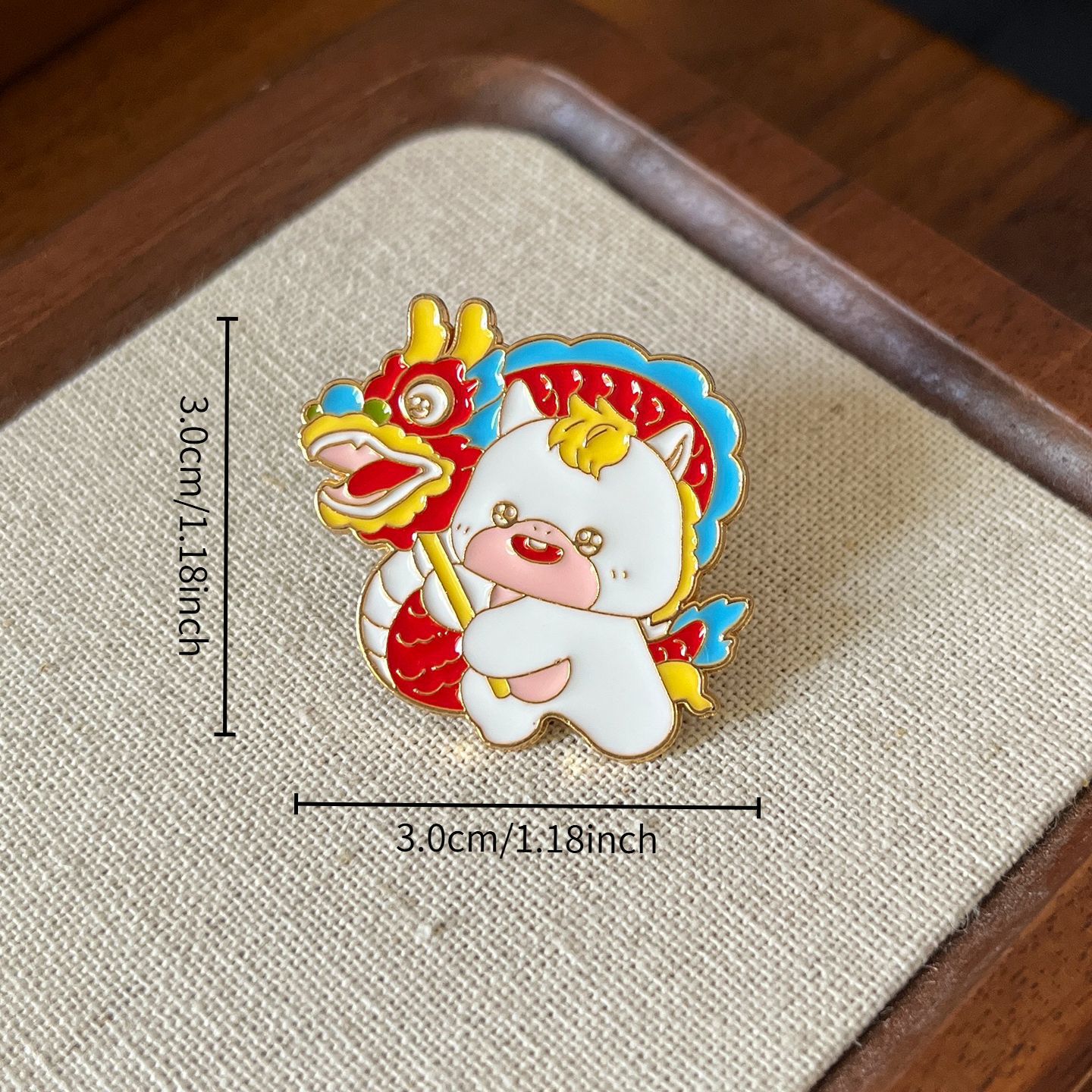 Nueva 2026 insignia del año del caballo, mascota de la marea nacional, ropa encantadora, broche, bolsos, accesorios, regalos de Año Nuevo