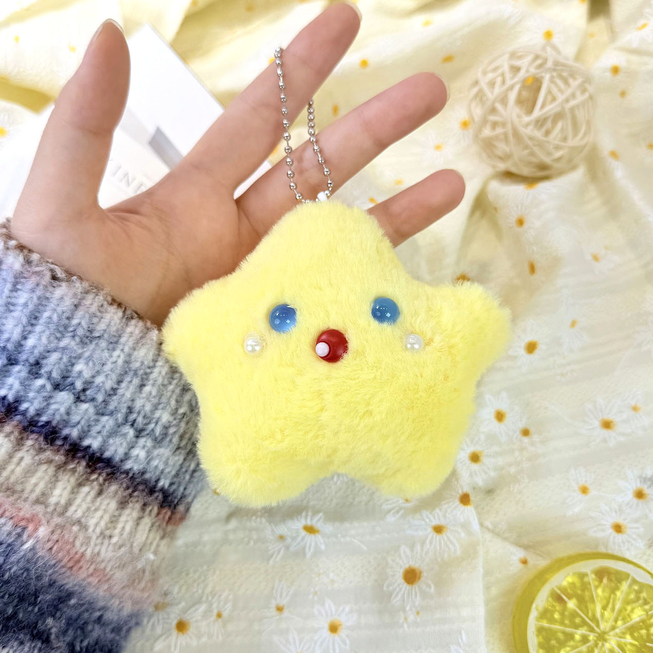 Yellow-Plush Star [Bead Chain Style]