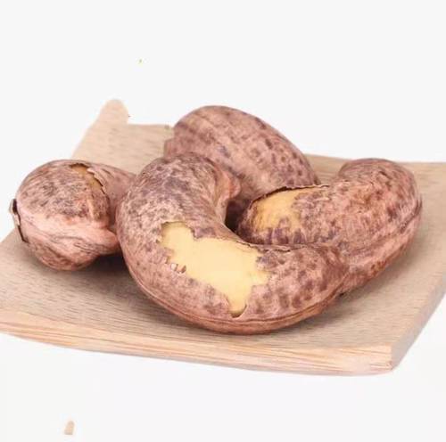 Vietnamese Skinned Cashews Carbonized Salt-Baked A180 Large Granule Dry Nuts in Flat Box Packaging Bulk Nuts