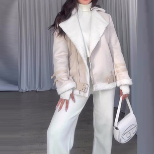 2023�����¿�W���羳�r��polo�I�ٴ�C܇�L��ë��Ƥ�A�˶�����Ů