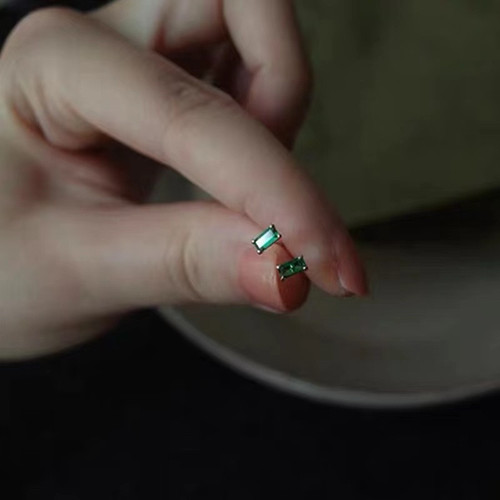 Retro mini small green diamond S925 sterling silver plated 14k gold stud earrings rectangular mini green square diamond earrings for women