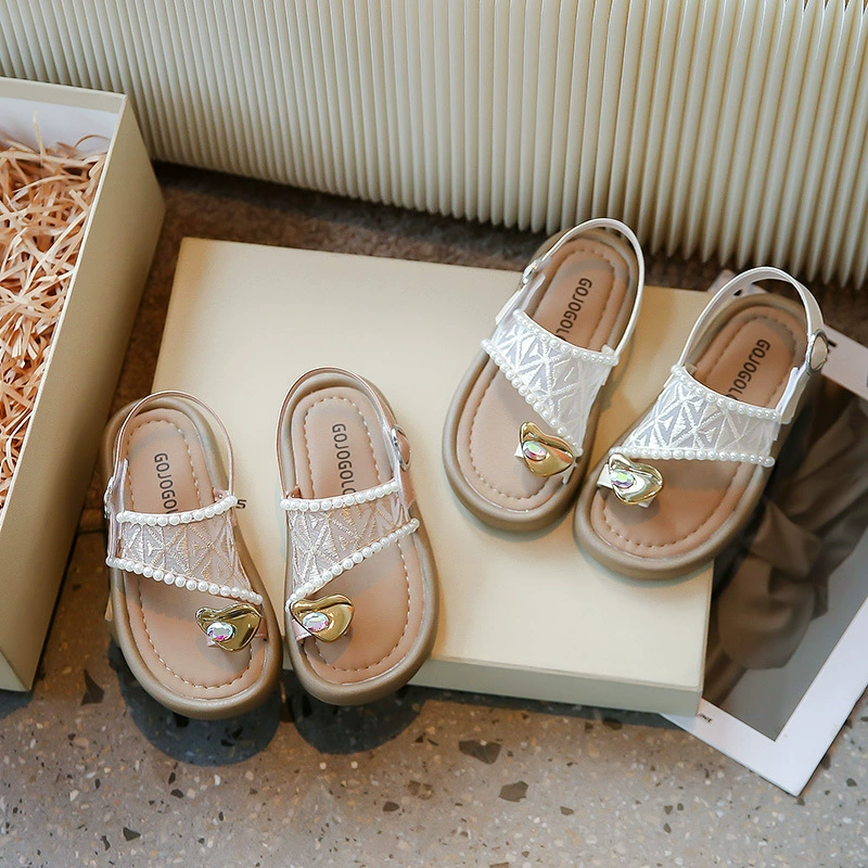 2025 Новый жемчуг сандалия летом