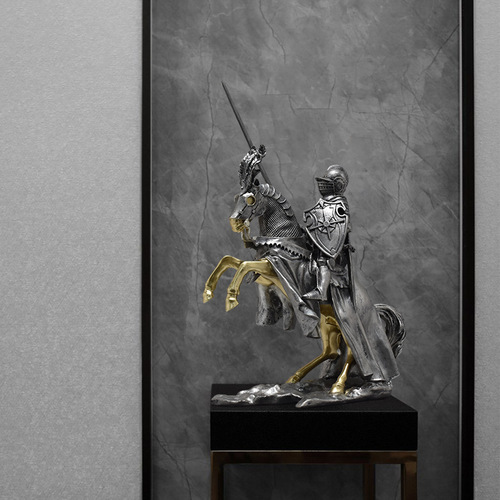 European retro knight ornaments TV cabinet wine cabinet office decoration Roman armor soldier model home accessories