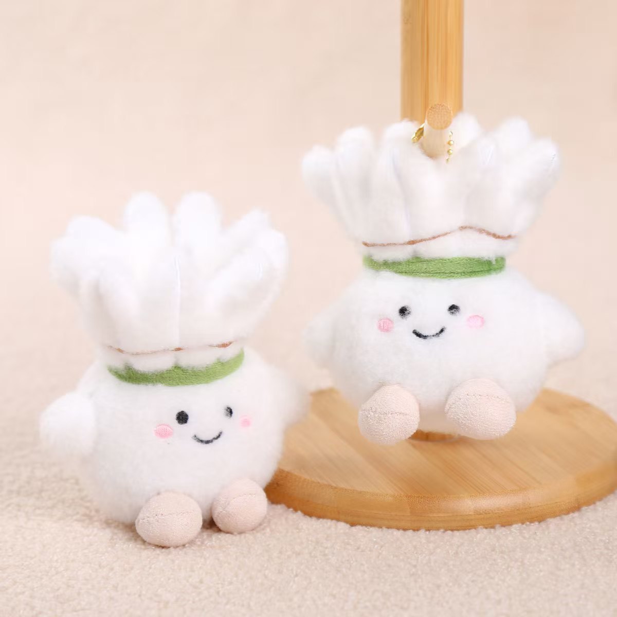 バドミントンのペンダントの爆発品の新しいぬいぐるみと子供のバッグの装飾のアイデアのかわいい趣味のおもちゃの友達