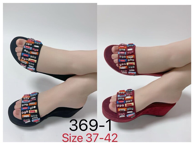 2025 Summer Glass Diamond Women's Thick-Soled Fashion Vacation Beach Shoes Non-Slip Sandals Cross-Border Products