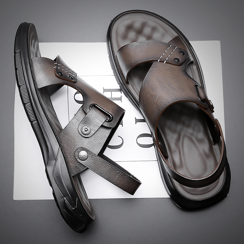 Men's Thick-Soled Sandals 2026 New Summer Soft-Soled Beach Shoes Casual Dual-Use Men's Soft Leather Sandals Cs2311 Men's Thick-Soled Sandals 2026 New Summer Soft-Soled Beach Shoes Casual Dual-Use Men's Soft Leather Sandals Cs2311