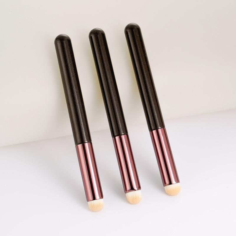 Cepillo de maquillaje de labios portátil cepillo de labios de cabeza redonda cepillo de belleza cepillo de lápiz labial pincel corrector herramienta de belleza única