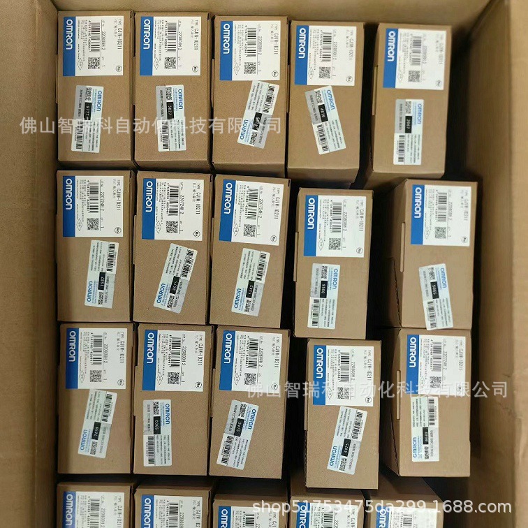 欧姆龙  R88D-UT110V  全新库存现货咨询顺丰包邮议价