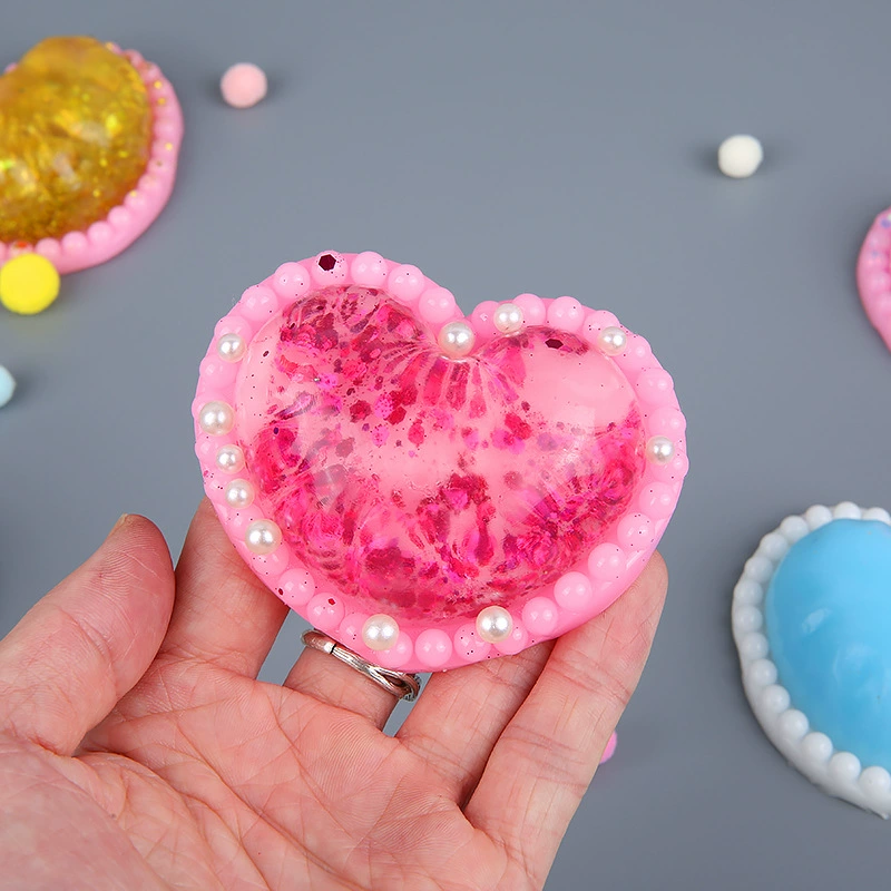 Новая мягкая игрушка в форме сердца для внешней торговли с мигающими разноцветными огнями, игрушка TPR для снятия стресса, в том же стиле, что и на Instagram.