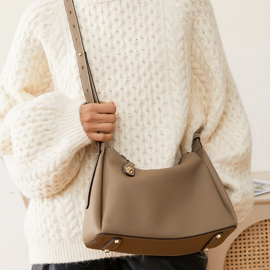 2026 New Luxury Genuine Leather Women's Bag Crossbody Shoulder Bag Fashion Underarm Bag Elegant Leather Handbag - Thumbnail 5