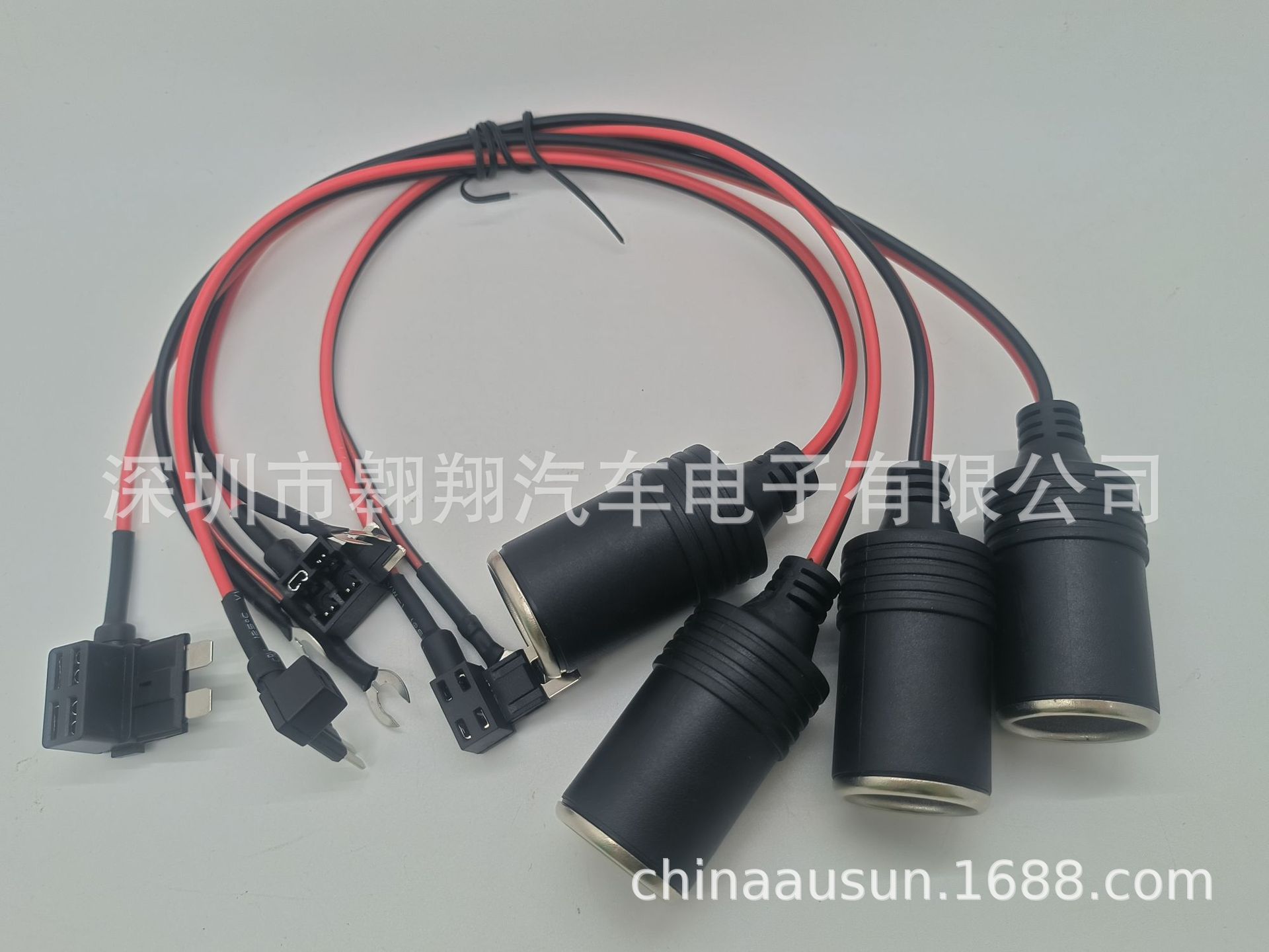 Car mounted modified cigarette lighter socket car fuse box electrical appliance connected to cigarette lighter mother seat with car charger mother seat