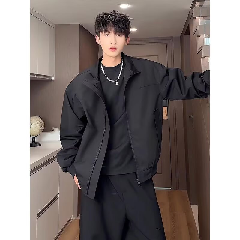 검은색
