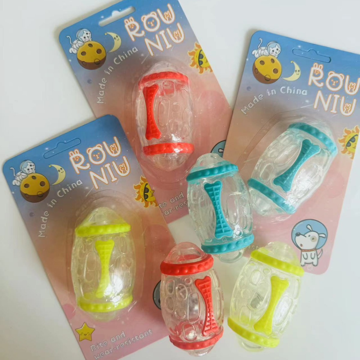 New listed manufacturers direct supply pet toy TPR flash sound rugby Amazon cat and dog relieving boredom