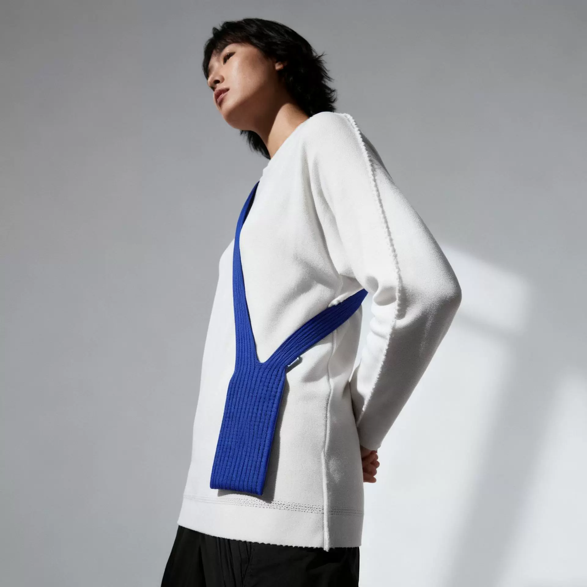 苹果iPhone17手机包定制iPhone Pocket ins高级感加印logo针织包