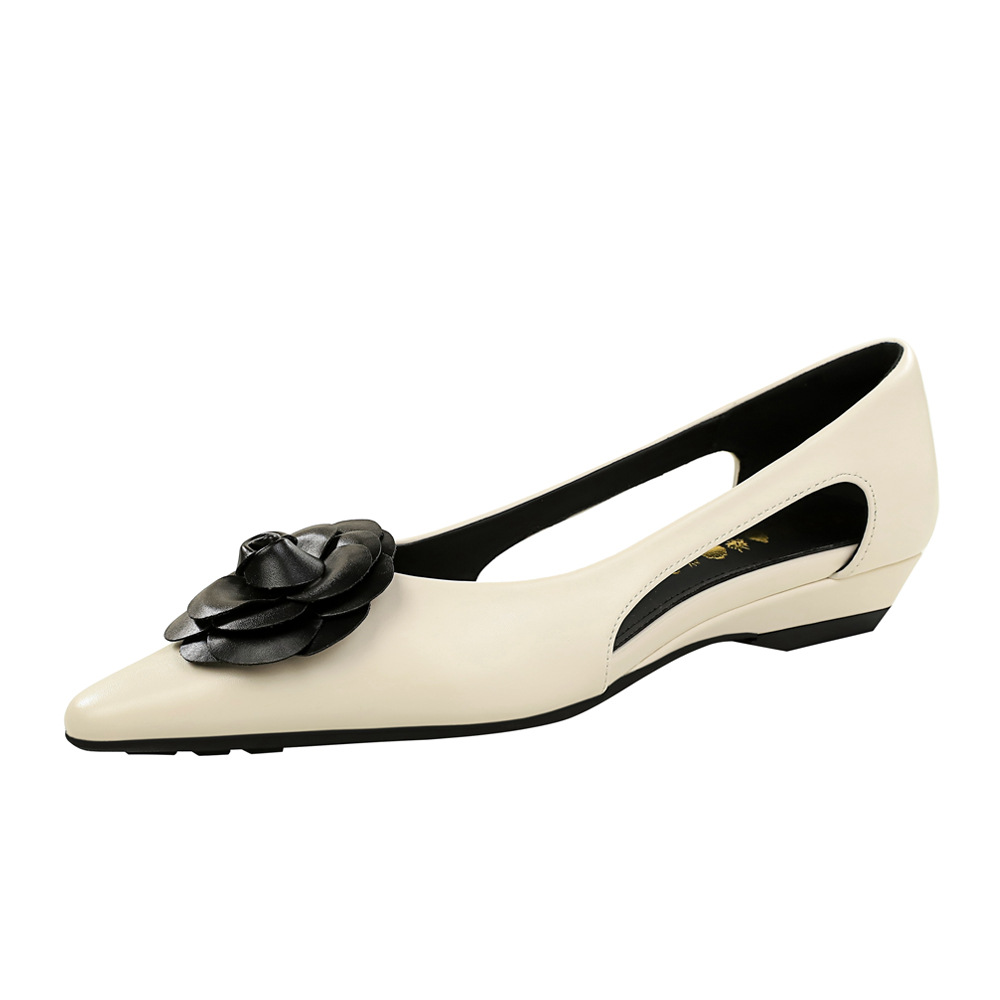 2317-H161 European and American style fashionable camellia decoration pointed toe, one foot, hollow out sexy low heel, shallow mouth single shoe