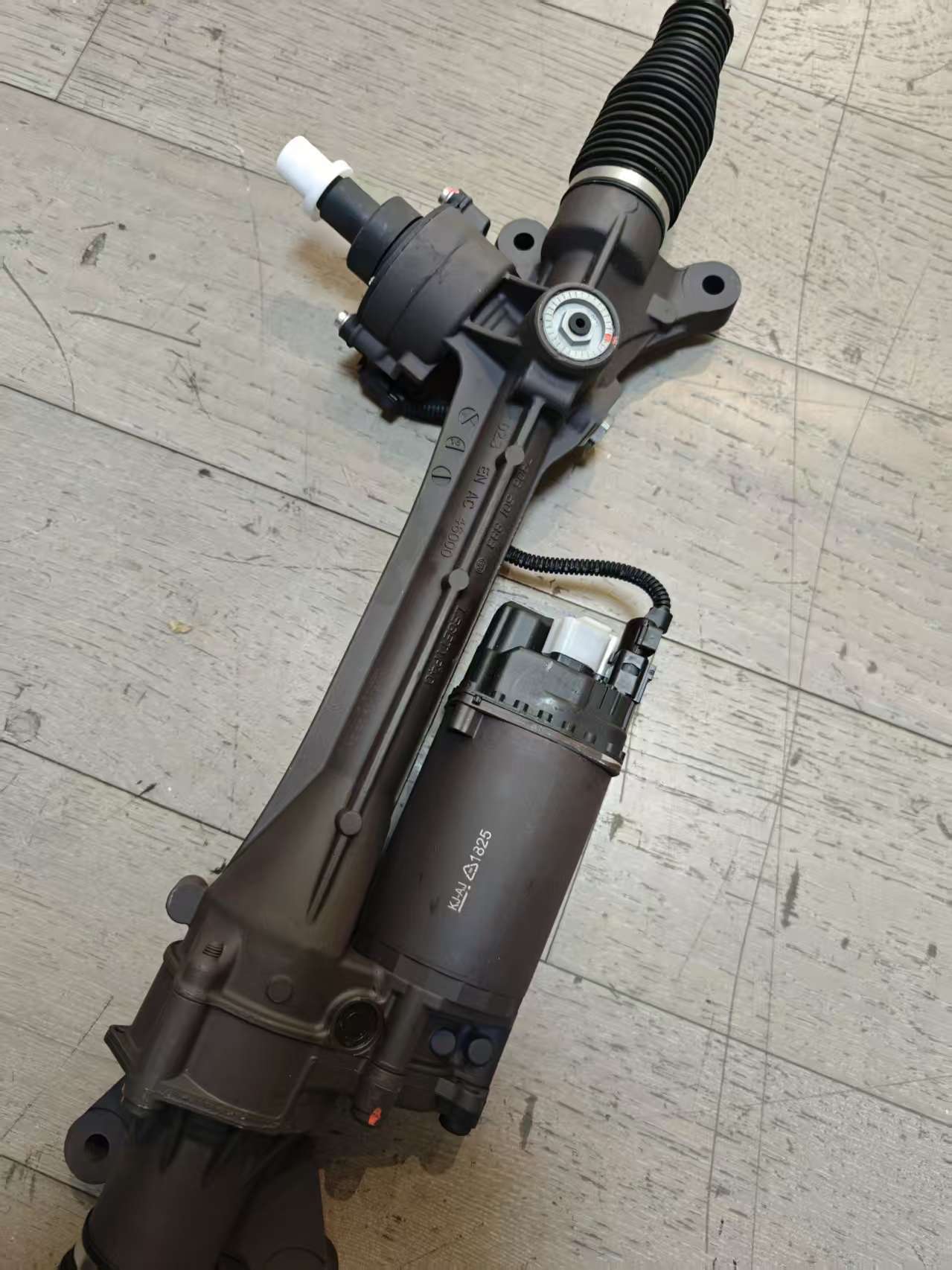 Audi Audia4Lb9 Steering Gear 8W1423055Aj/8W1423055Ah/8W1423055Bc Direction