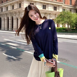 女式针织衫;连衣裙;女式羊毛衫