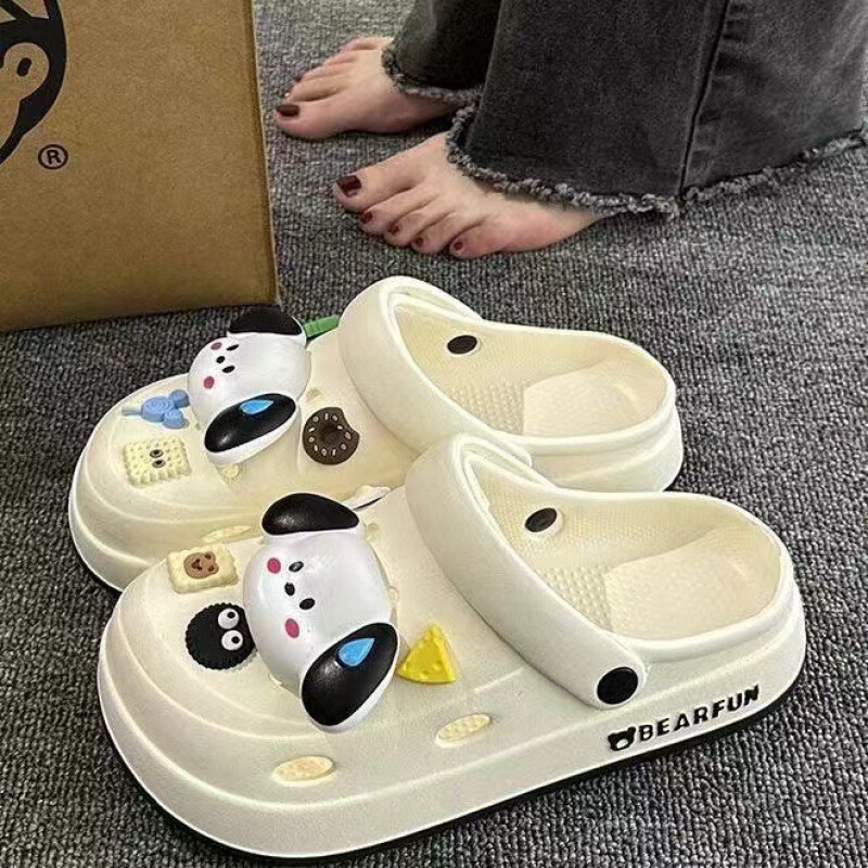 Eva Clogs Women's 2024 New Summer Outer Wear Thick-Soled Beach Sandals with a Sense of Stepping on Shit, Non-Slip Toe Caps and Half-Cool