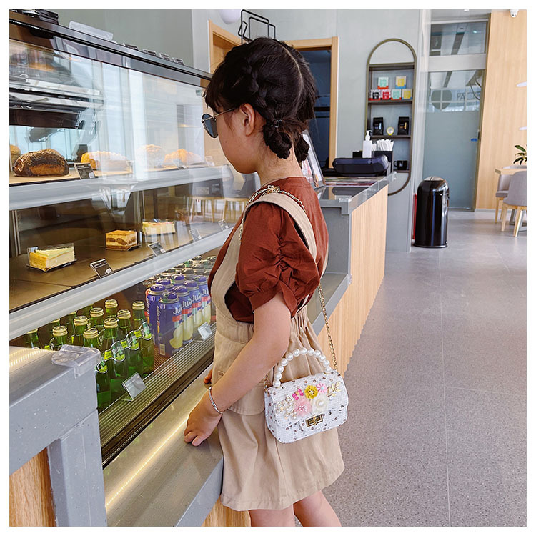 Girl'S Cloth Flower Bow Knot Cute Sequins Pearls Square Lock Clasp Crossbody Bag display picture 6
