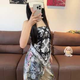 十字架图腾满印彩色多用途丝巾女百搭高级感小众纯欲头巾抹胸披肩