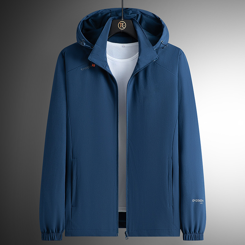 Factory direct outdoor soft shell windbreaker men's spring and autumn thin large size jacket hooded assault clothing windproof sports jacket