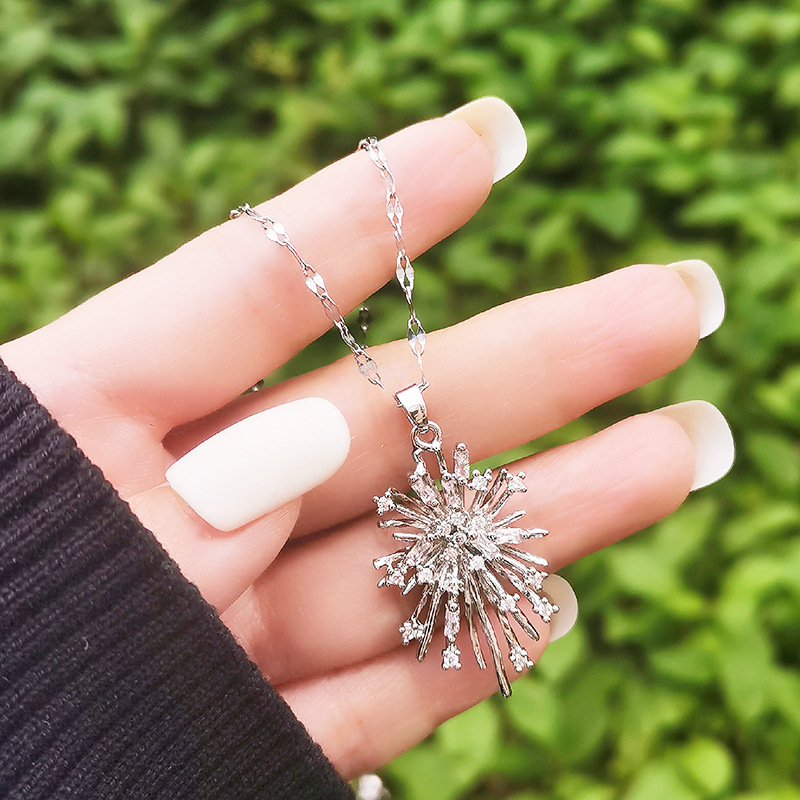 Fashion Fireworks Titanium Steel Inlay Zircon Pendant Necklace 1 Piece