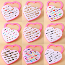 拼多多爆地摊36对爱心盒装塑料耳钉韩版蝴蝶学生简约套装耳饰女