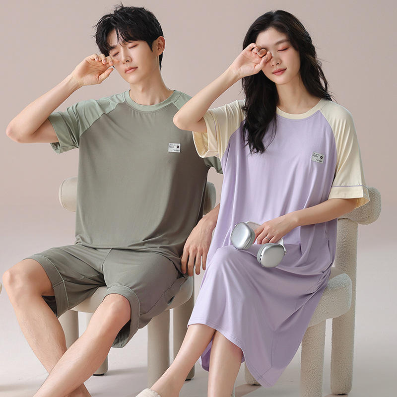 Pareja pijama de mangas cortas mujeres sin sujetador de verano moda pijama de seda de hielo hombre pantalones cortos de mangas cortas set de ropa para el hogar