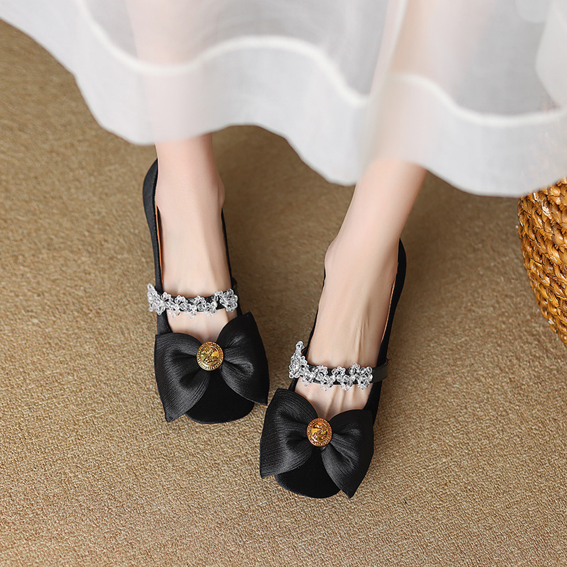 Chengdu factory is very good-looking ~ golden velvet square bow Mary Jane shoes women's beaded thick high heel shoes