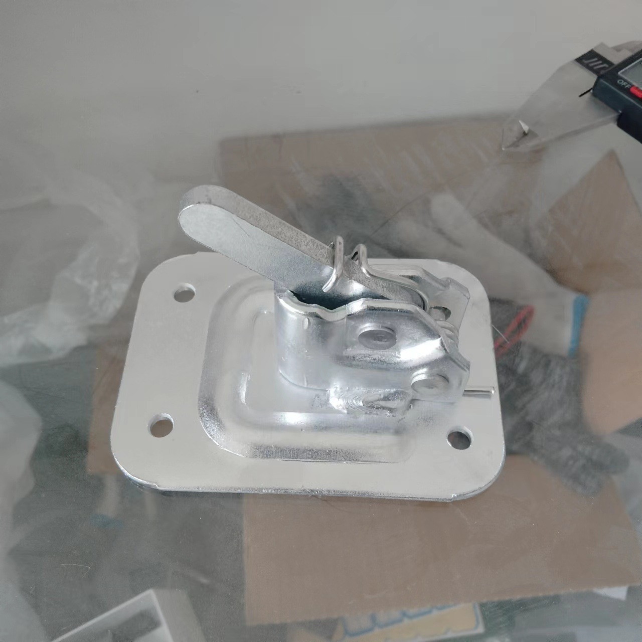 厂家大量生产建筑配件各种规格样式模板夹具