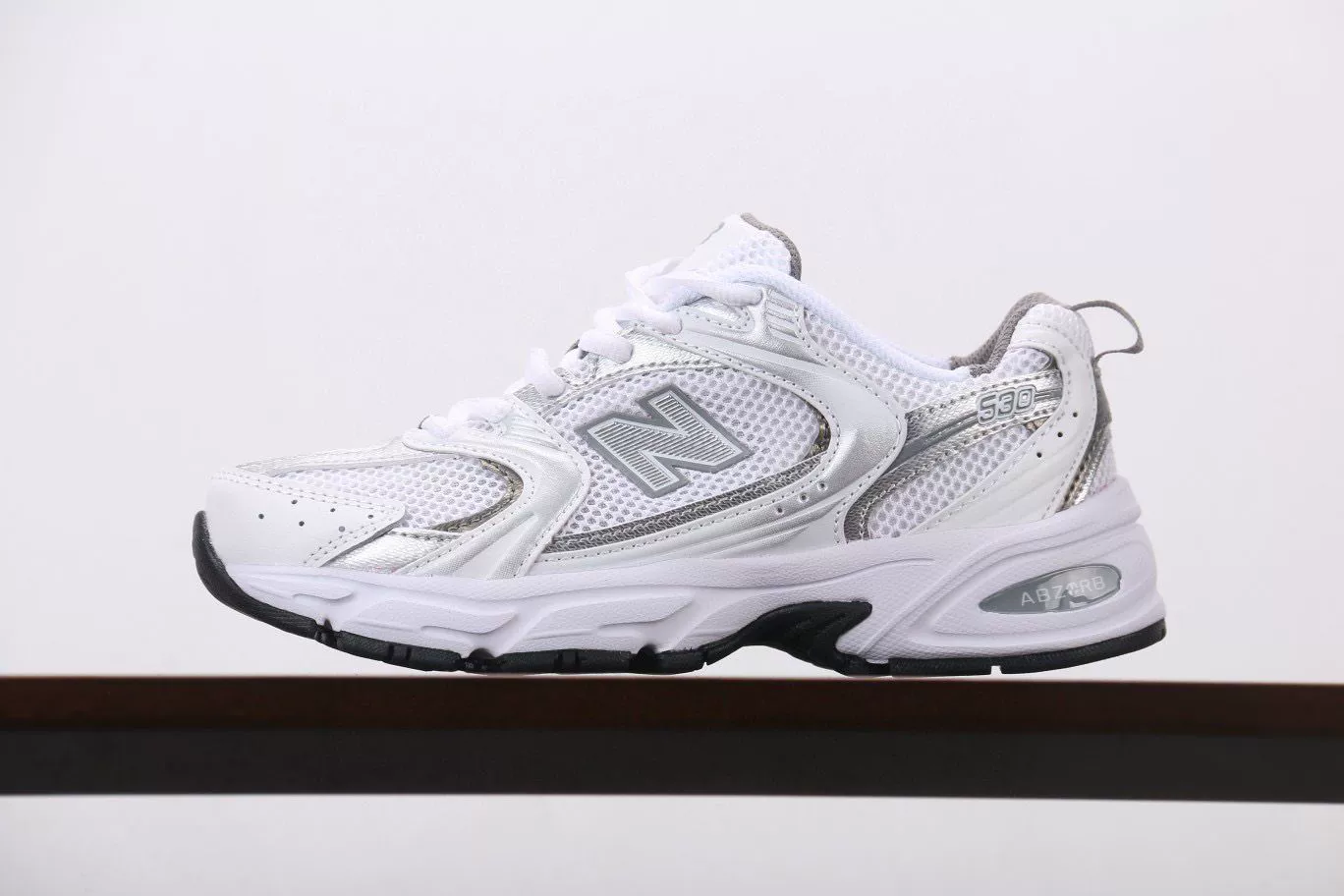 Кэжуал-кеды (New Balance) унисекс классические для бега, размеры 36–45